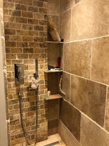 Rénovation de salle de bain avec création d’une douche sur mesure – EDVA Rénovation