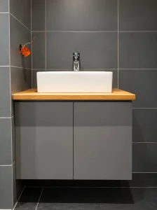 Meuble de salle de bain sur mesure – travaux en cours