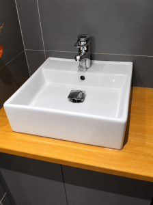 Vasque sur meuble de salle de bain sur mesure